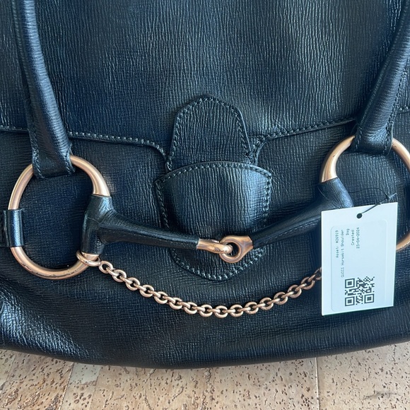 Gucci Horsebit Shoulder Tote - Picture 5 of 13